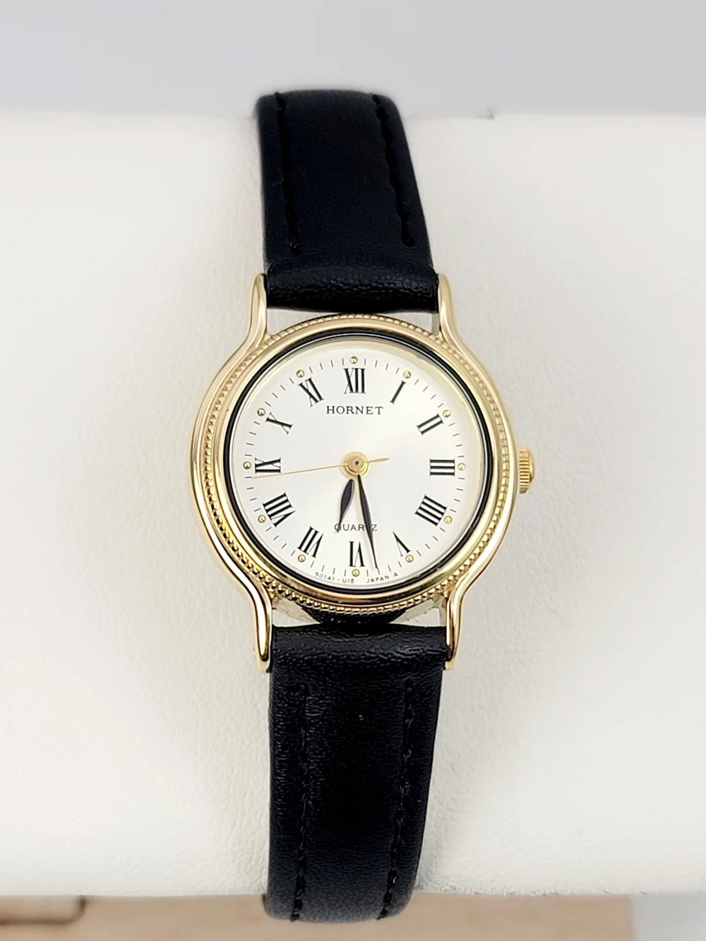 Vintage Hornet HN-012 Women’s Gold Tone Roman Numeral Japan Quartz Dress Watch - Picture 2 of 8